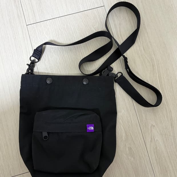 노스페이스 퍼플라벨 크로스백