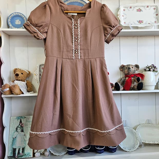 브라운 레이스 퍼프 원피스