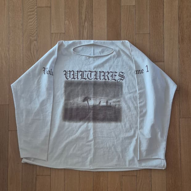 이지 벌쳐스 1 롱슬리브