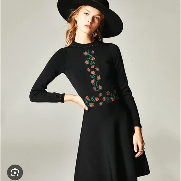 산드로 SANDRO 로즈 자수 롱원피스 1사이즈