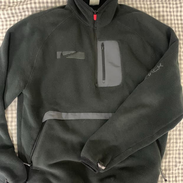 나이키 트레비스스캇 풀오버 쿼터집 (XL)