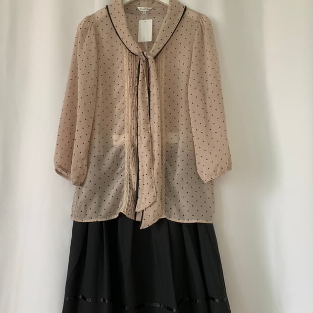 빈티지 도트 블라우스 코디세트