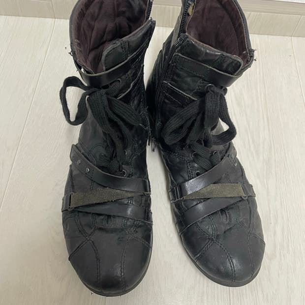 Italy boots