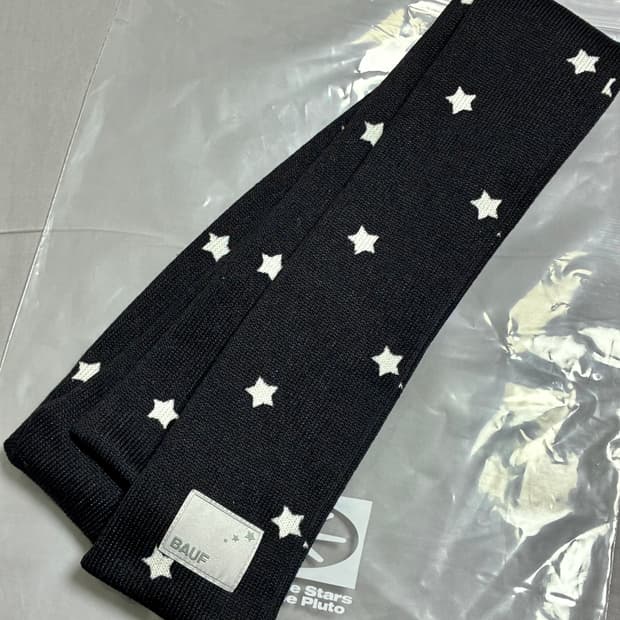 (새상품) 바우프 BAUF 스타 니트 머플러 목도리 블랙