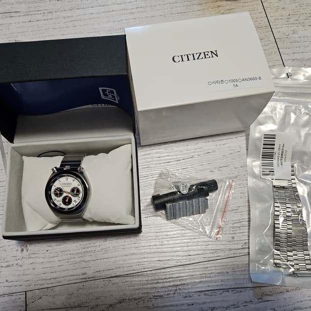 시티즌 불헤드 AN3660-81A 크로노그래프 쿼츠