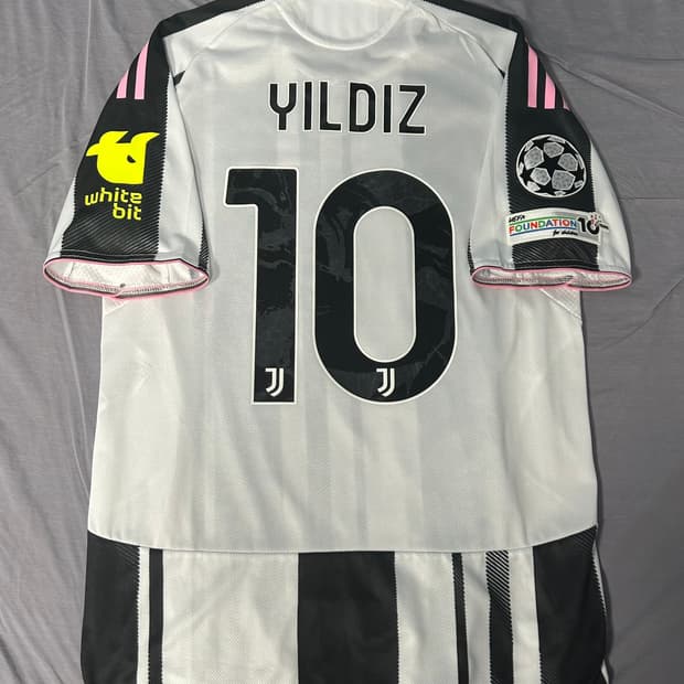 25/26 유벤투스 홈 어센틱 유니폼