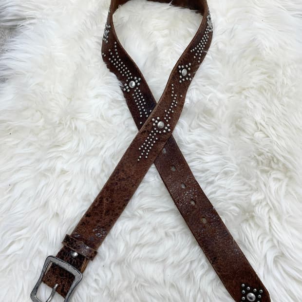 리얼레더 웨스턴 스터드 버클 벨트
