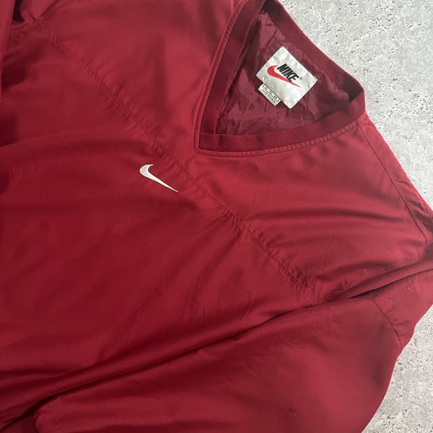 90s NIKE USA 센터 스우시 브이넥 풀오버 016