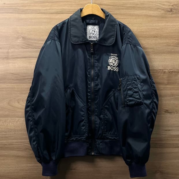 SUNTORY coffee 보스 봄버 자켓 네이비 