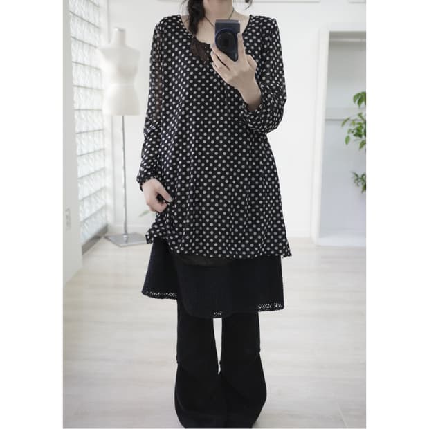 Dot layered sleeve tee