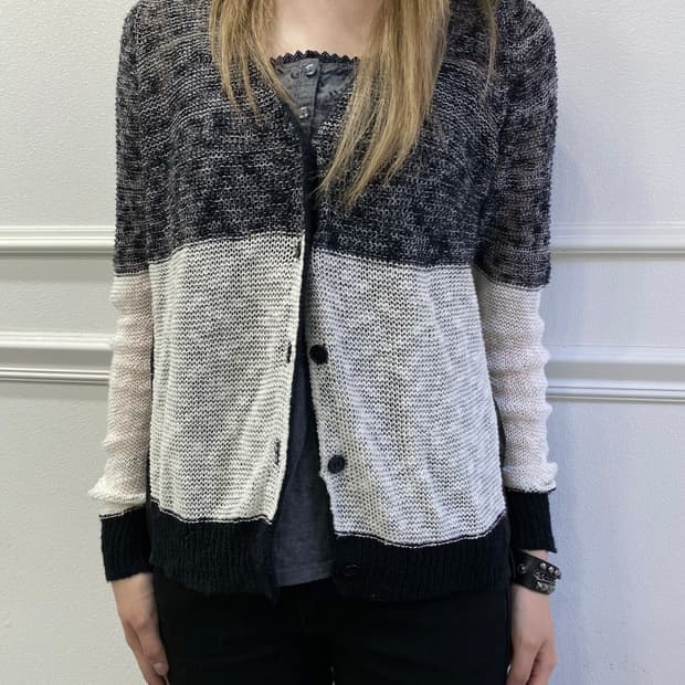 [Livi] Y2K Stripe Cardigan