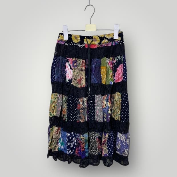 패치워크 레이어드 미디 스커트