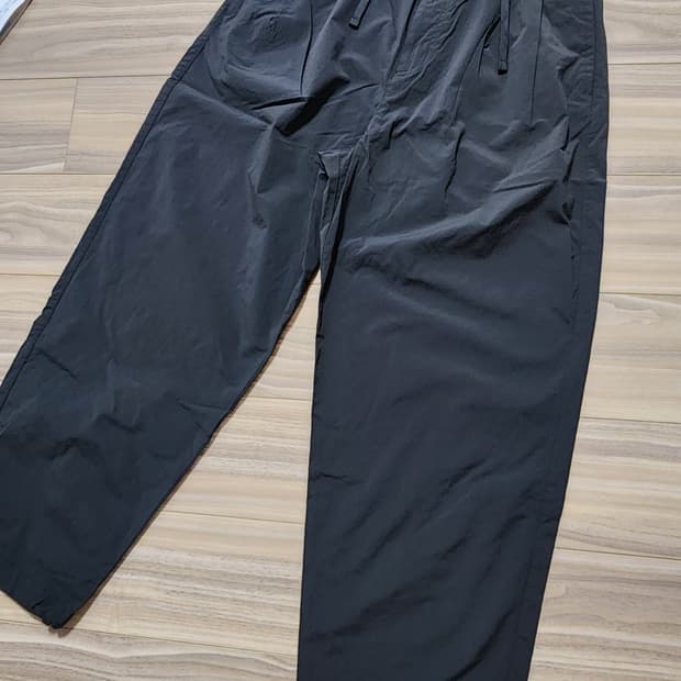 에잇세컨즈밑단스트링벌룬팬츠m사이즈차콜