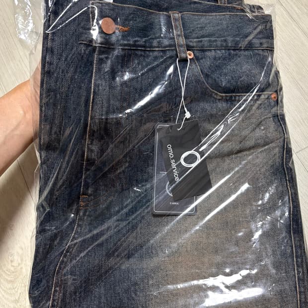 [2] OMO Layered Flared 진 머드 바지