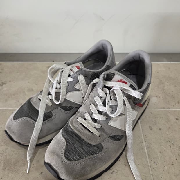 뉴발란스990v1 그레이 레드탭 265