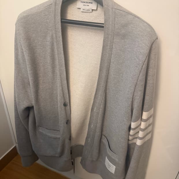 톰브라운 루프백 저지 사선 가디건 라이트 그레이