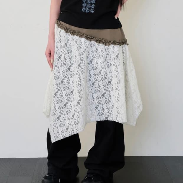 잇자바이브 RUFFLE LACE SKIRT IVORY 러플 레이스 스커트