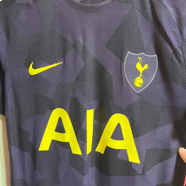 17/18 토트넘 써드 유니폼 케인