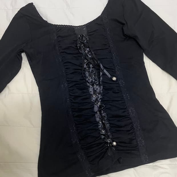 세실맥비 갸루 오픈숄더 셔링 탑