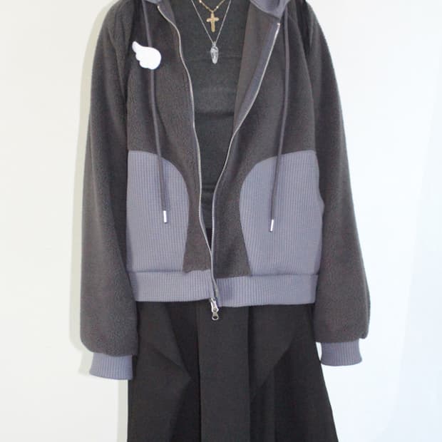 히피디피 |  차콜 후드집업