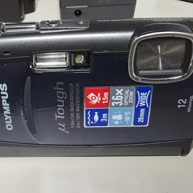 올림푸스 뮤 터프 6010 빈티지 디지털카메라