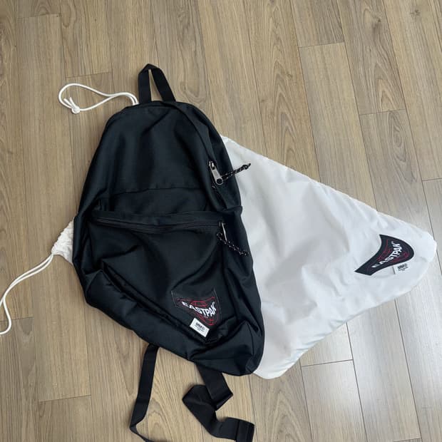 이스트팩 mm6 비대칭 백팩