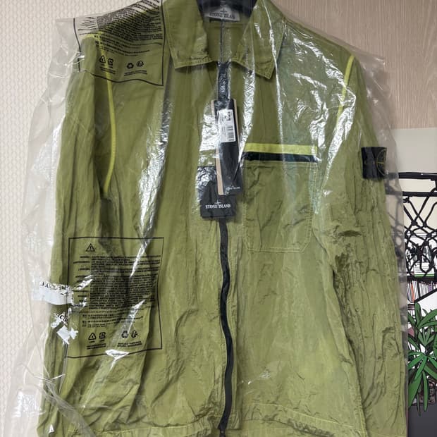 [M] [새상품] 스톤 아일랜드 나일론 메탈  오버셔츠 자켓