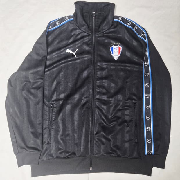 수원 삼성 푸마X리빌리 트레이닝 상의 팝니다 