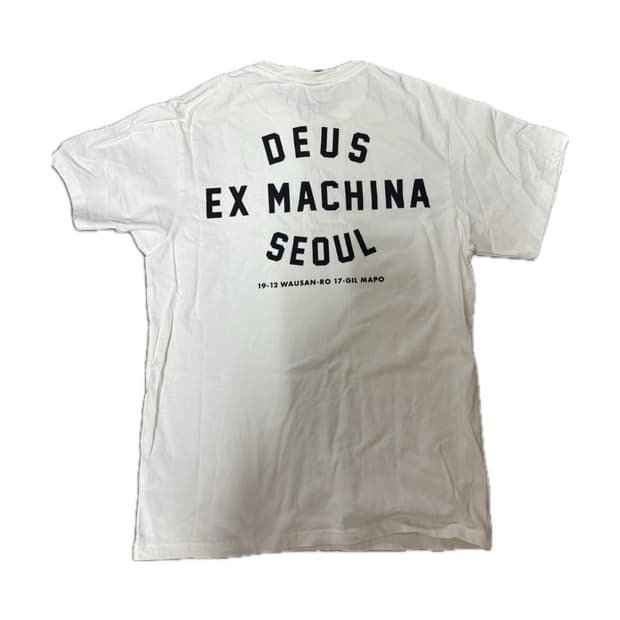 데우스 엑스 마키나 서울 반팔