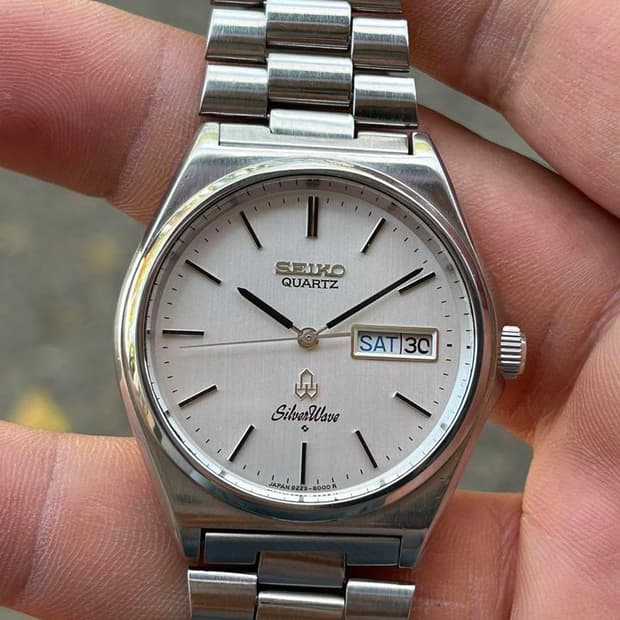 세이코 실버웨이브 8229-8000 희귀 빈티지 레어 쿼츠