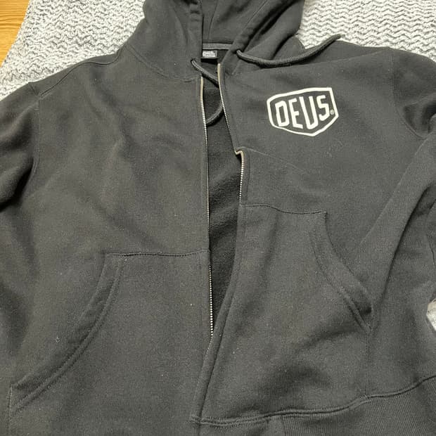 데우스 COLLEGE ADDRESS HOODIE ZIP UP M