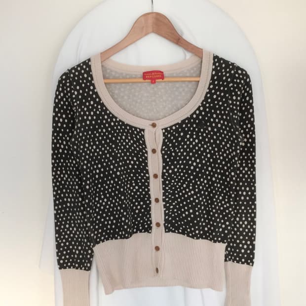 비비안 웨스트우드 도트 땡땡이 오알비 자수 니트 가디건