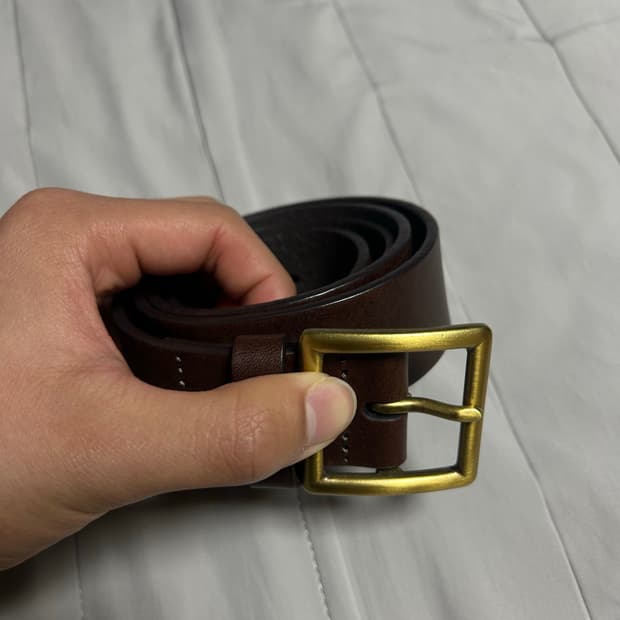 유니클로 이탈리안레더게리슨 벨트
