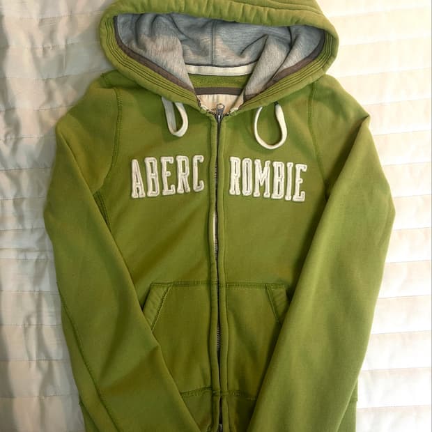 Abercrombie 말차 딱붙 후드집업