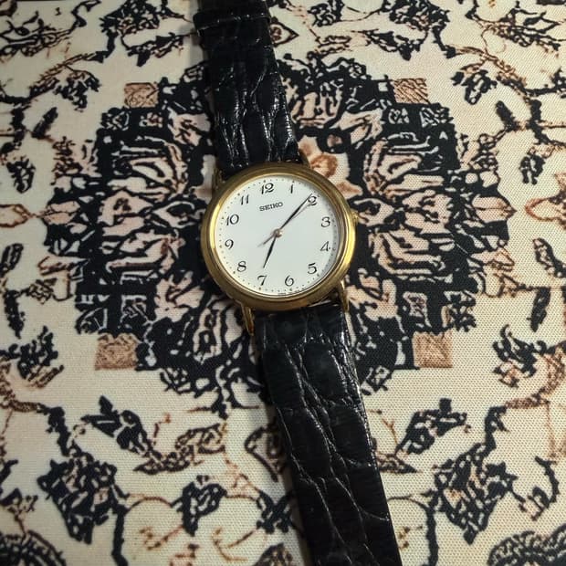 SEIKO 빈티지 쿼츠 시계
