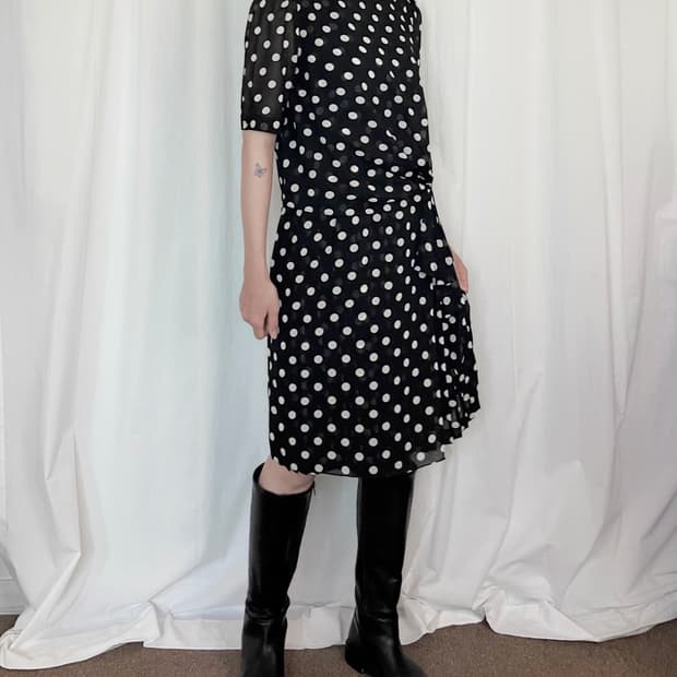 Pleated Wrap Dot Midi Dress - Black