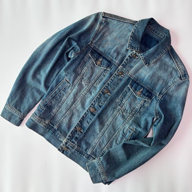 빈티지 워싱 미드 블루 데님 트러커 자켓