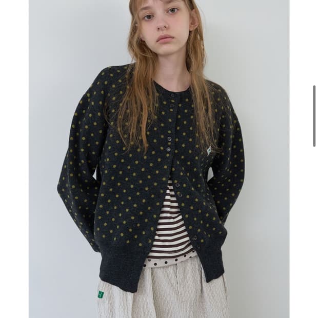 노컨텐츠 도트 울 가디건