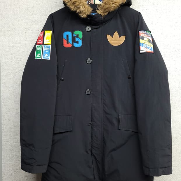 아디다스 오리지널 BADGE 덕다운 봄버 