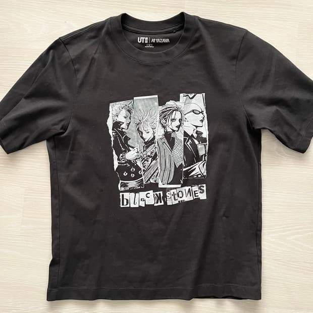 유니클로 나나 콜라보 티셔츠