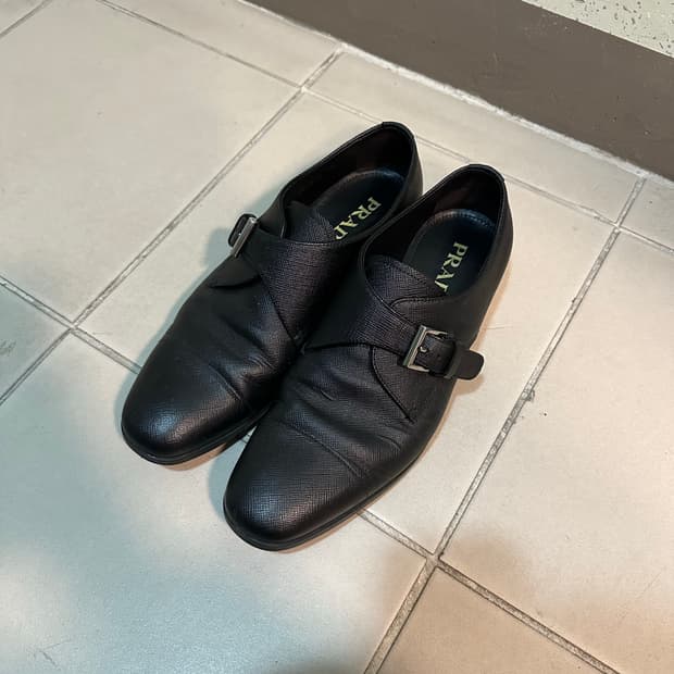 프라다 몽크 스트랩 로퍼 42.5 사이즈