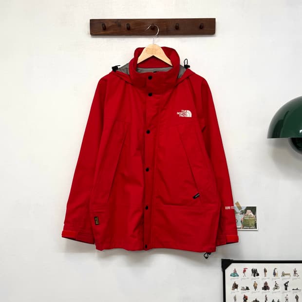 north face Gore-Tex Red Windbreaker/O34