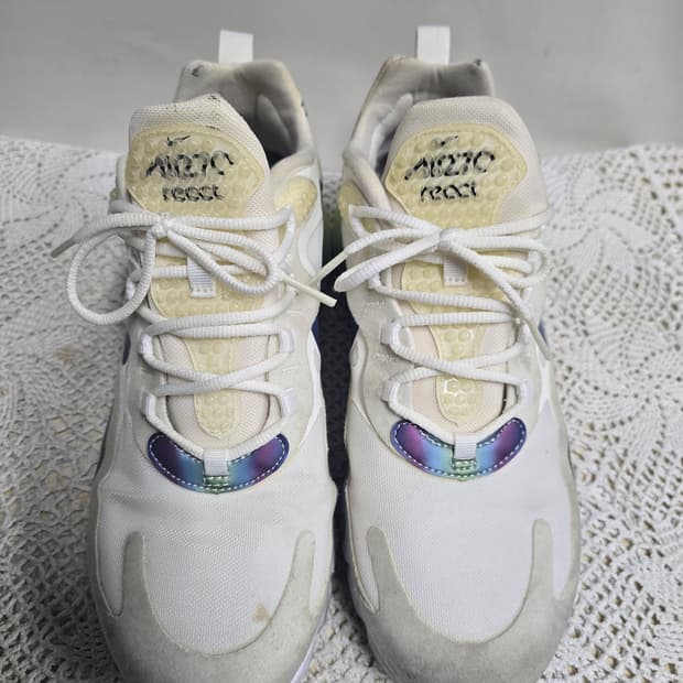 나이키 에어맥스 리엑트 20. 러닝화 265