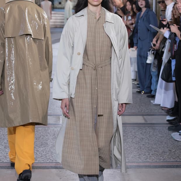 AURALEE 오라리 트렌치코트