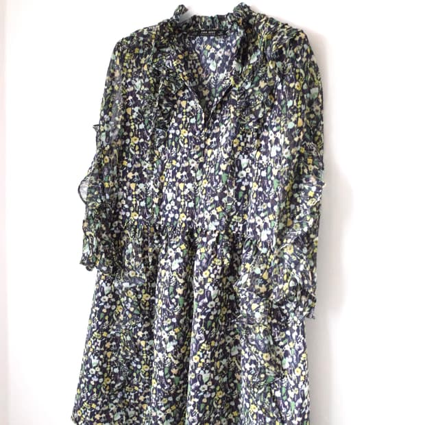 자라 플로럴 원피스