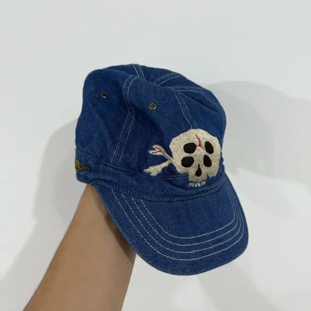 캐피탈 레인스컬 캡