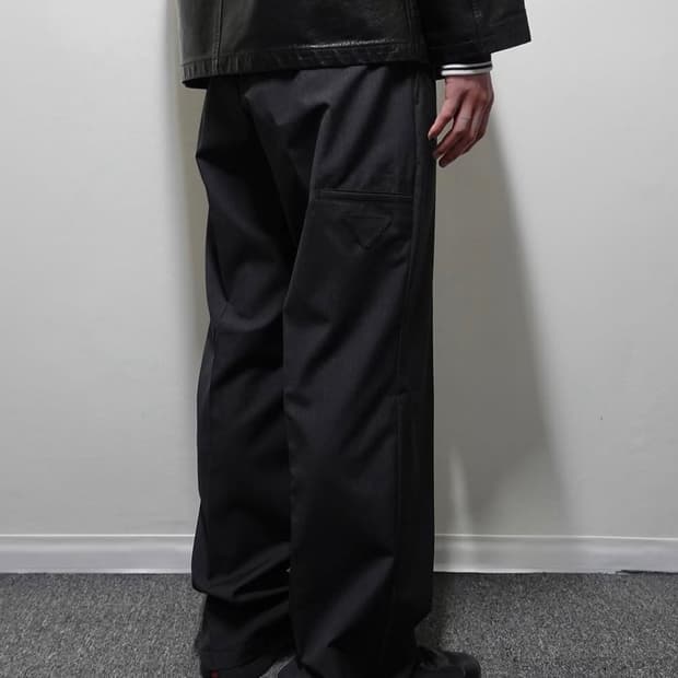 프라다 울 로고 트라우저