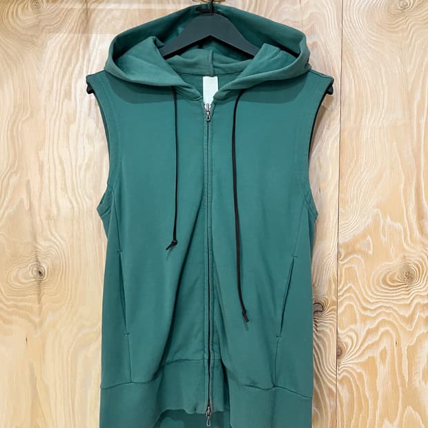 어태치먼트 슬리브리스 집 후디 베스트