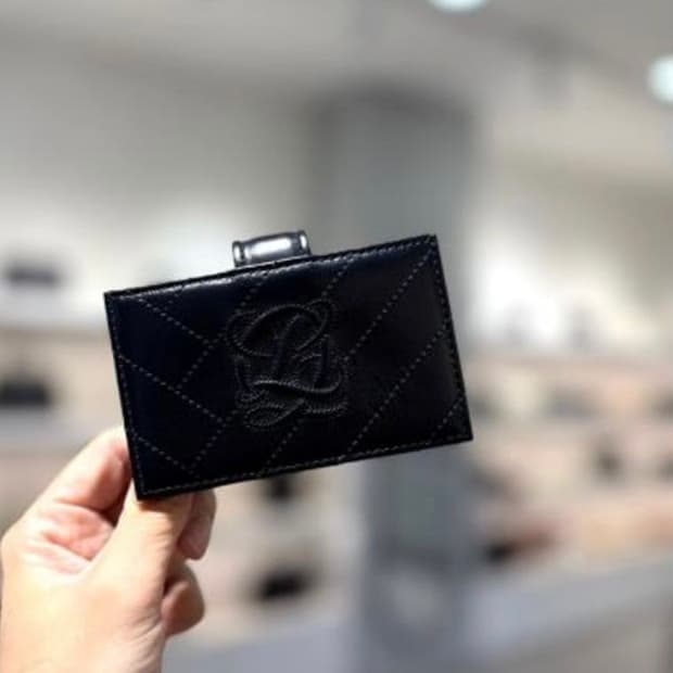 루이까또즈 엘퀼팅 아코디언 카드지갑 새상품