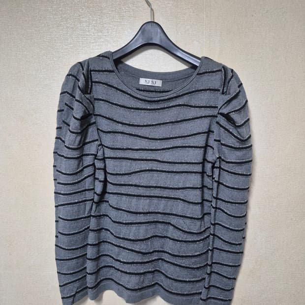 Sjsj 어깨셔링 펄사 니트